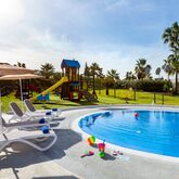 Tropical Park Apartments Picture 9