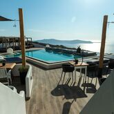 Balcony Apartments Picture 2