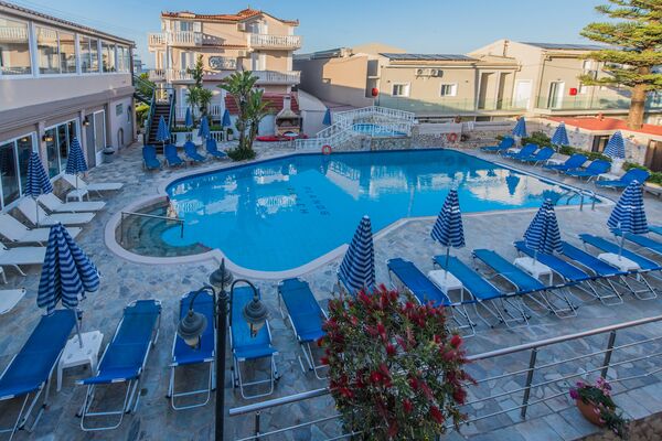 Holidays at Planos Beach Hotel in Tsilivi, Zante