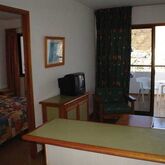 Carlota Apartments Picture 16