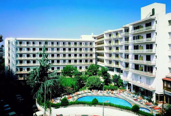 Holidays at Clipper Hotel in Lloret de Mar, Costa Brava