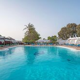 THB Flora Aparthotel Picture 8