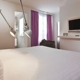 Color Design Hotel Picture 13