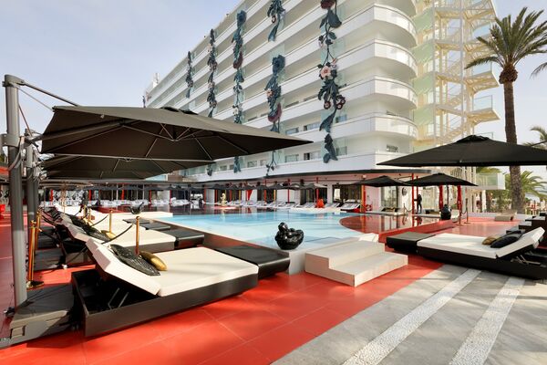 Holidays at Ushuaia Ibiza Beach Hotel in Playa d'en Bossa, Ibiza