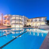 Karras Annex Apartments Picture 3