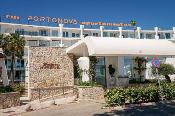 Holidays at Roc Portonova Apartments in Palma Nova, Majorca