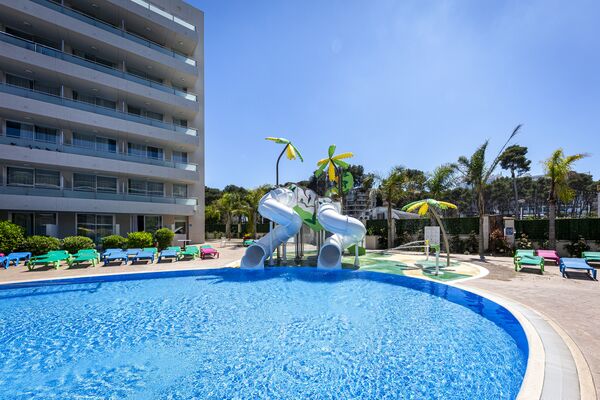 Holidays at Medplaya Calypso Hotel in Salou, Costa Dorada