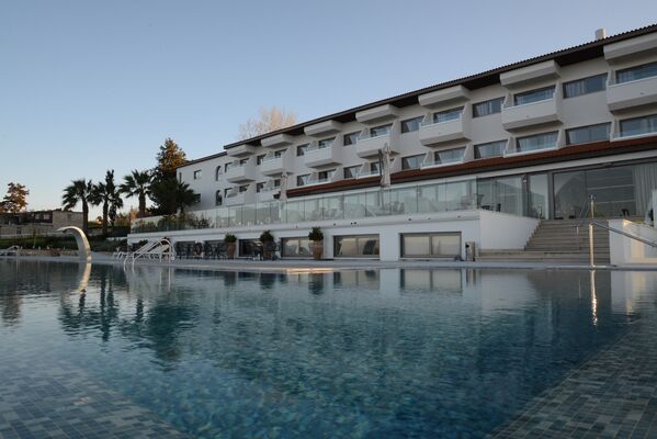 Holidays at Droushia Heights Hotel in Droushia Village, Polis