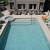Canadian Aparthotel Picture 5