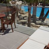 Adams Beach Deluxe Wing Picture 13