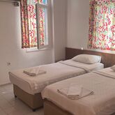 Tolan Apartments Picture 14