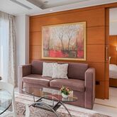 Bellevue Suites Picture 4