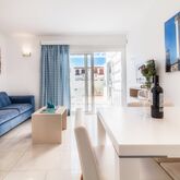 Oasis Apartments Picture 14