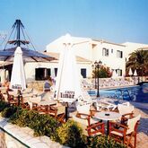 Beachfront Salvanos Apartments Picture 4