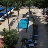 Las Damas Apartments Picture 4