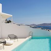 Kouros Hotel and Suites Picture 0