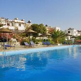 Rivari Hotel & Studios Picture 4