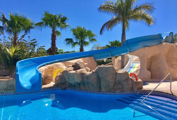 Holidays at Victoria Playa Hotel in Almunecar, Costa del Sol