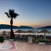 Romance Beach Hotel Picture 10