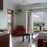 Lazaratos Hotel Picture 4