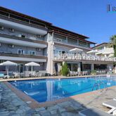 Tropical Studio Apartments Picture 5