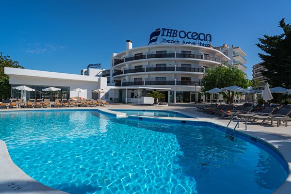 Holidays at THB Ocean Beach Club in San Antonio Bay, Ibiza
