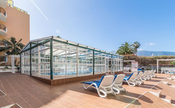 Holidays at La Carabela Apartments in Puerto de la Cruz, Tenerife