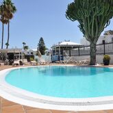 Los Tulipanes Apartments Picture 3