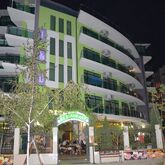 L & B Hotel Picture 11