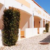 Oasis Beach Apartments Picture 4