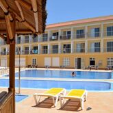 Surfing Colors Apartments Picture 6
