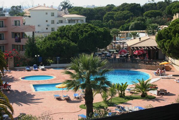 Holidays at Acqua Maris Balaia Aparthotel in Olhos de Agua, Albufeira