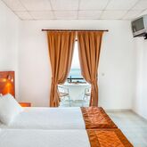 Dolphin Beach Hotel Picture 15