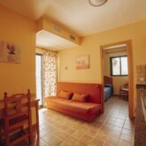 Palm Court Apartments Picture 12