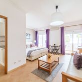 Oasis Beach Apartments Picture 11