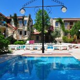 Moonshine Apartments Picture 3