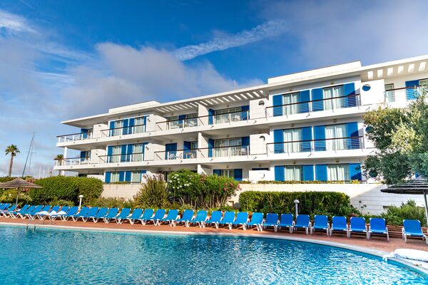 Holidays at Marina Club I Apartments in Lagos, Algarve