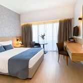 Ajax Hotel Picture 13