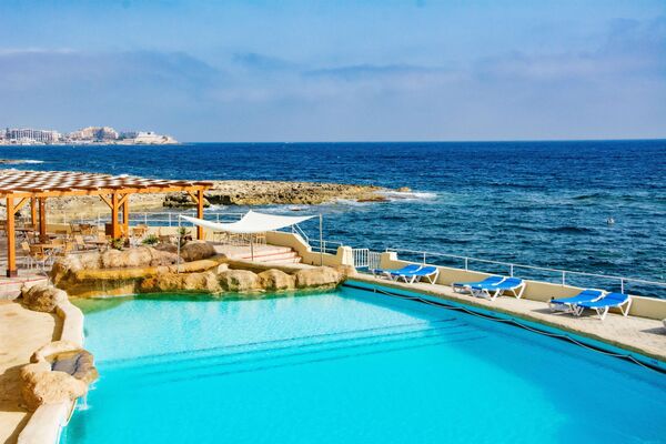 Holidays at Preluna Hotel and Spa in Sliema, Malta