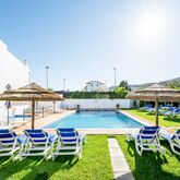 Oasis Beach Apartments Picture 2