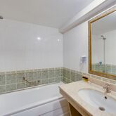 Smart Stay Beach Picture 10