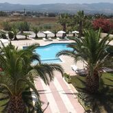 Leonidas Hotel and Studios Picture 9