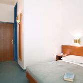 Marina Hotel Picture 11