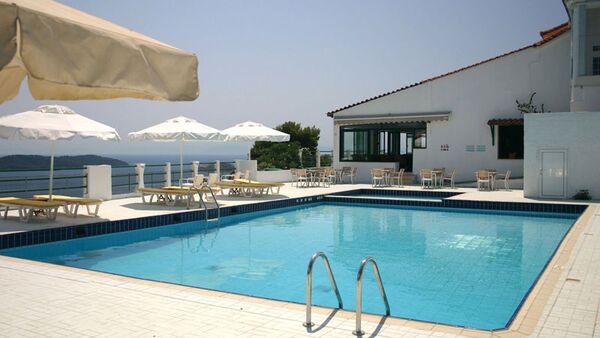 Holidays at Skiathos Club Hotel in Vassilias, Skiathos