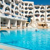 Tropical Sol Apartments Picture 2