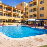 Rio Apartments Picture 6