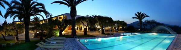 Holidays at Paradise Hotel in Gouvia, Corfu