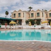 Servatur Suns Gardens Apartments Picture 8
