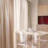 Alexandra Hotel Picture 15