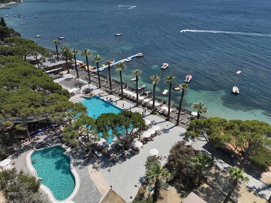 Holidays at Omer Holiday Resort Hotel in Kusadasi, Bodrum Region